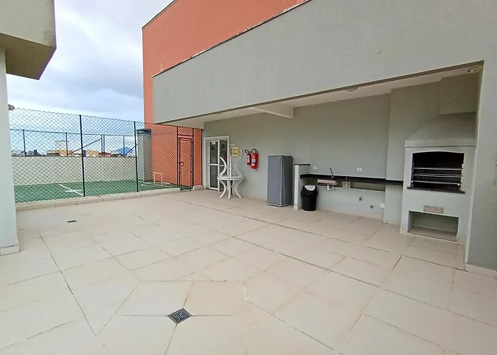 Apto Itaguá com piscina, churrasqueira e Wi-Fi Ubatuba